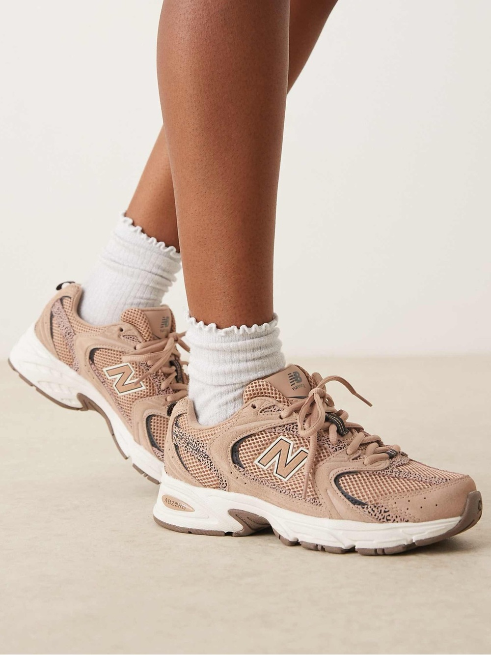 New Balance 530 Sneakers Flat Taupe Black Cement